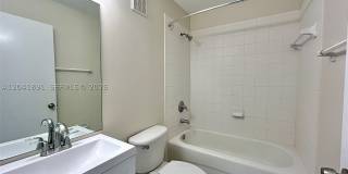 1270 SE 28th Ct Gallery 14