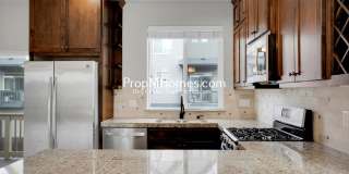 Gorgeous Four Bedroom Townhome in Orenco! DEPOSIT SPECIAL Gallery 8