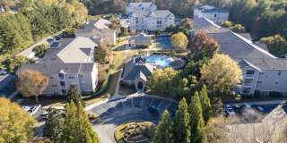 Henley at Mirror Lake Gallery 30