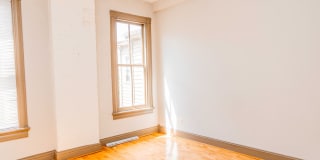 217 E Grace St Gallery 17
