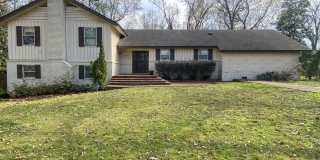 4 bed, 2.5 bath home in East Memphis near CBHS, Shelby Farms, and Baptist Hospital Gallery 1