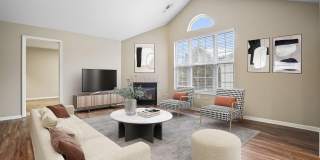 5027 Stratford Pine Lane Gallery 7