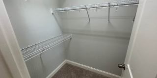 Room in 3 Bedroom Home at 109 Windy Creek Ln Gallery 31