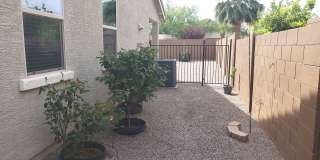 Fully Furnished/Unfurnished/Short Term/Long Term/ Vacation Rental Options Gallery 12