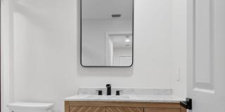 1095 Anchor Point Gallery 34