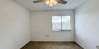 Tamarind - Renovated 2 Bedroom 2 Bath Condominium Gallery 11