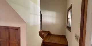 4 bedroom 1 1/2 bath single family house with yard. Gallery 29