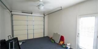 BEAUTIFUL WOOD FLOORS IN THIS- 5 BED 2 BATHROOM- Includes maid service Gallery 10