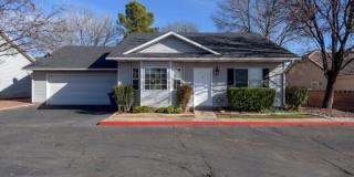 Three Bedroom Stand Alone Town Home Gallery 1