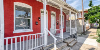 Newly Renovated 3 Bedroom, 1 Bathroom Townhouse Gallery 1