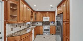 3745 Piccadilly Street 114, Hollywood, FL 33021 Gallery 1