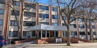 Beautuful 1 bed condo close to linden hills shopping, paths and the lakes! Gallery 1