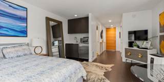 Pike Motorworks Apartments Gallery 103