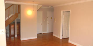 This Loft unit is unlike anything you have ever seen in McLean Gardens. Gallery 8