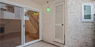 18411 Hatteras Street Gallery 25