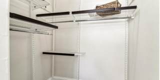 1235 Oak St Gallery 23