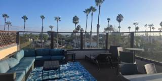 Royal Pacific Gallery 4