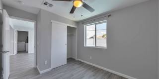 6-Bedroom, 3-Bath Tempe Home with Private Pool Near ASU Gallery 12