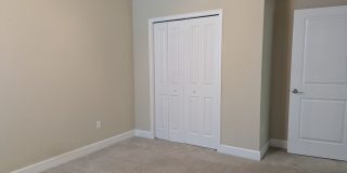 Townsend - 3 Bed 3 Bath Townhome Gallery 9