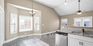 172 Dundee Drive Gallery 18