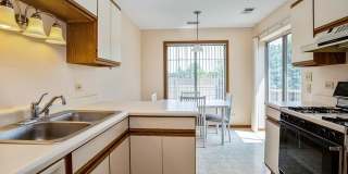 1517 Commodore Court Gallery 7