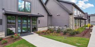 The Pullman Luxury Apartment Homes Gallery 12