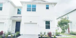 400 SE CROSSOAK LN Gallery 1