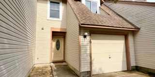 Beautifully Updated Townhome In Ocean Lakes w/Attached Garage! Available 10-02-26! Fenced Backyard & Dog Friendly! Gallery 1