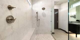 75213 Hancock Place Gallery 12