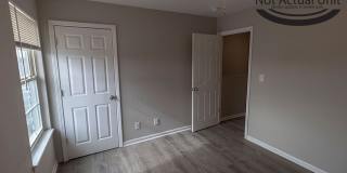 Super cute 3 bedroom duplex Gallery 27