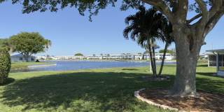 Lakefront 2BR Home in 55+ Leisureville Community Gallery 25