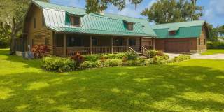 Private Palmetto Pool Home with Oversized Garage & Expansive Property Gallery 1
