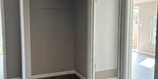 210 West Blacklidge Drive - 1 Gallery 4