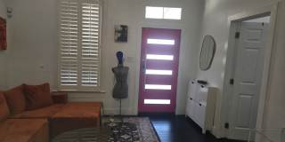 Beautiful Renovated Historical Home by Downtown SA! Gallery 33