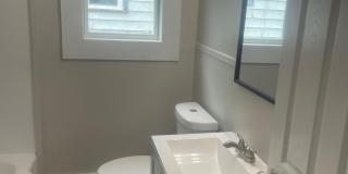 804 COLUMBIA Gallery 2