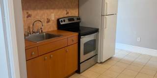 Recently Renovated 1 Bedroom/ 1 Bathroom Apartment -- Ready For Move-In! Gallery 1