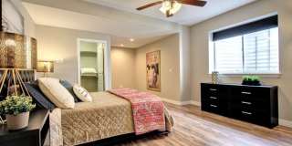 Spacious 3 BDR Townhome on Golf Course Gallery 41
