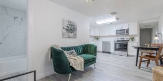 125 Forrest Ave Gallery 4