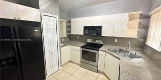 687 Southwest 10th Street - 1 Gallery 1