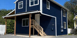 3 Bedroom, 1.5 Bath Single Family Home Gallery 1