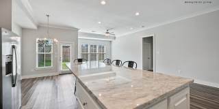 4 Bedroom in a Gated Community Gallery 14