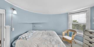 160 Portland Road Gallery 38