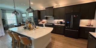 Room in 4 Bedroom Home at Craven Hill Ln Gallery 1