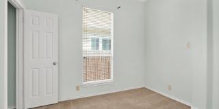 Beautiful 3 bedroom townhome available for rent for ASAP move in!!!! Medical Center Area!!! Beautiful 3 bedroom townhome available for rent for ASAP move in!!!! Medical Center Area!!! Gallery 8