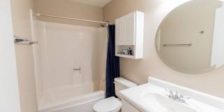 6 Bedroom 3.5 Bathroom Tri-Level Home In Tempe close to ASU Gallery 28