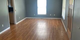 ****AVAILABLE AUGUST 2027**** Large 3 bed, 3 bath House with fenced yard ****AVAILABLE AUGUST 2027**** Large 3 bed, 3 bath House with fenced yard Gallery 6