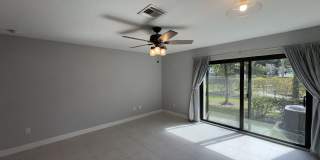 Stylish 3-Bed, 3-Bath Townhouse Oasis in Riviera Beach Gallery 11