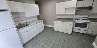 Painted First Floor 3 Bd 1 Bath Available For Rent Now! Gallery 3