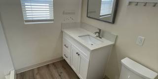 **$1000 off first month's rent – Don't Miss Out! Charming Old Town Casita – 1 Bed / 1 Bath** Gallery 7