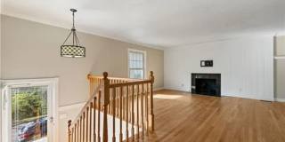 3 bed 2.5 bath single family home Gallery 6
